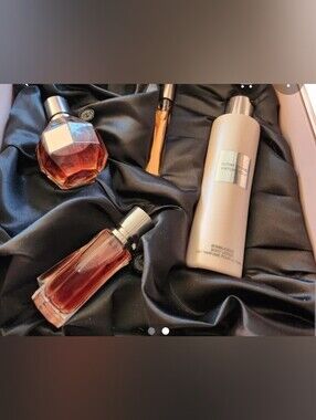 Viktor & Rolf ●Swipe● FIrm《 Beautiful■ Rare Find As A Set● NIB